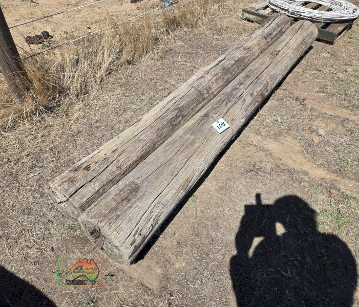 2x 11" Strainer Posts 2.9m - photo 3