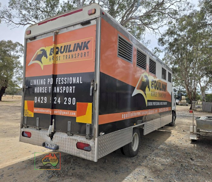 2012 Isuzu FSR-850 Horse Transport Truck - photo 8