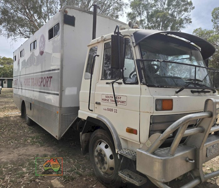 1994 UD CLG Horse Transport Truck