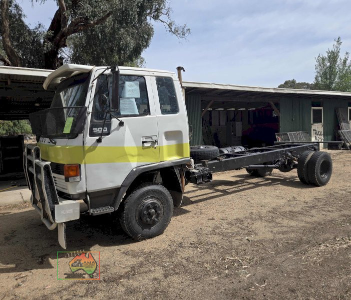 1998 Isuzu FRR-500 LWB Truck