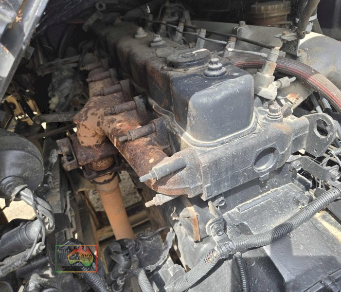 1998 Isuzu FRR-500 LWB Truck - photo 5