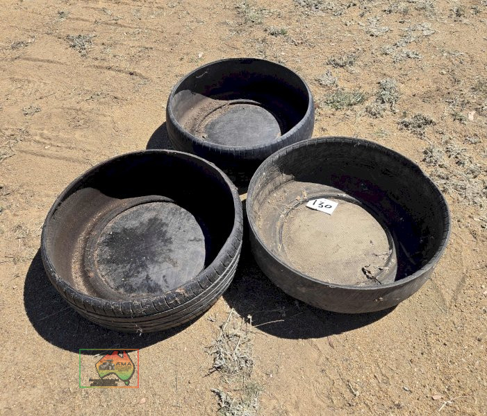 3x Rubber Feed Troughs - photo 3