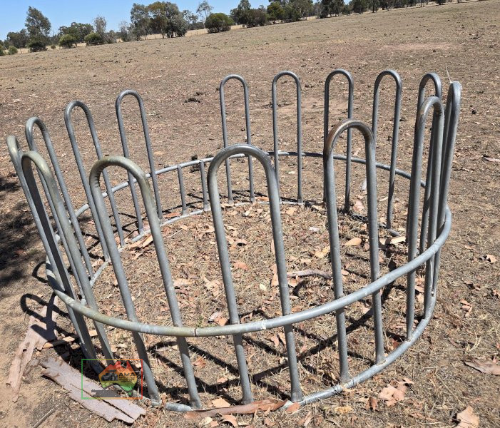 Near New Galv. Hay Ring No Rust - photo 3