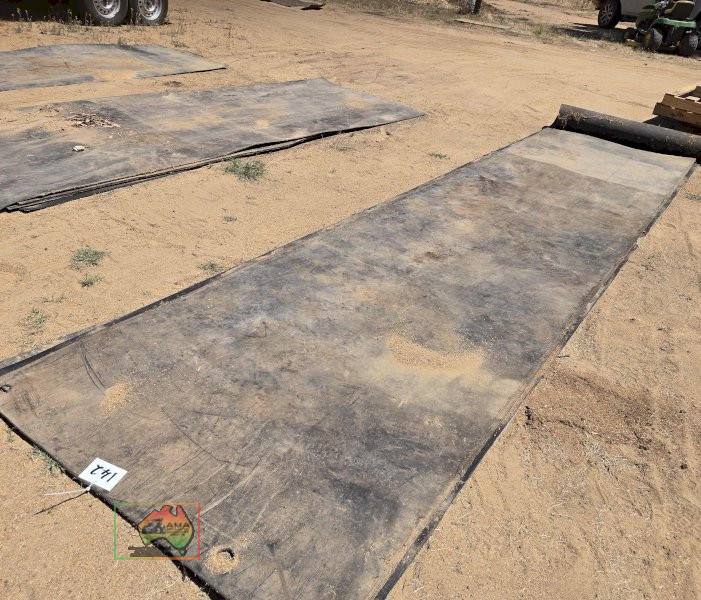 4x Rubber Mats 1.3x5.4m - photo 3
