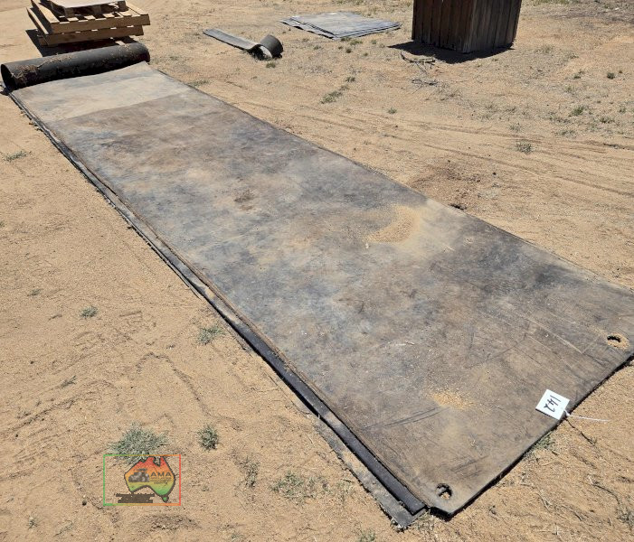 4x Rubber Mats 1.3x5.4m