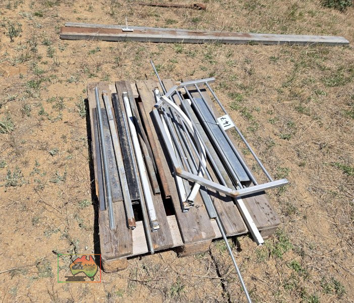 Assorted Steel Off-cuts & All-thread