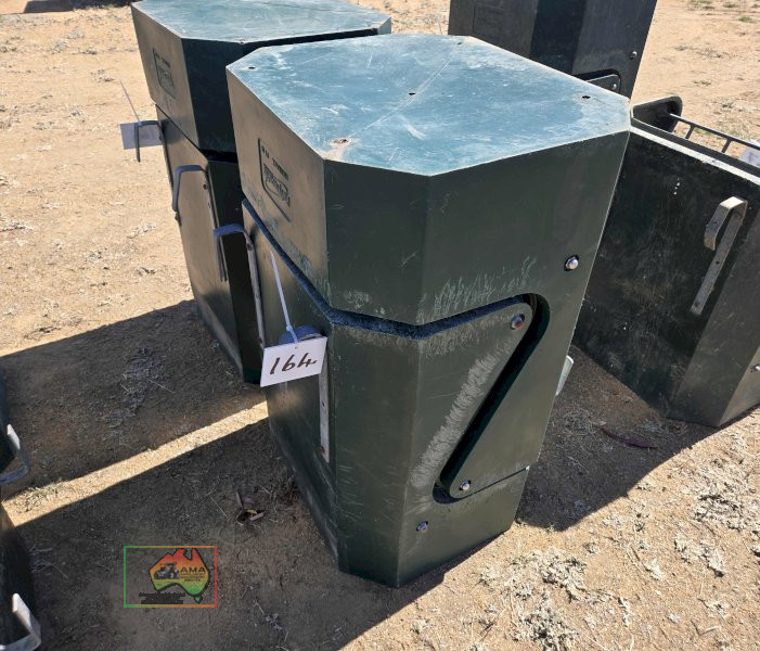 Pair of Polymaster PT-03 Hay Racks