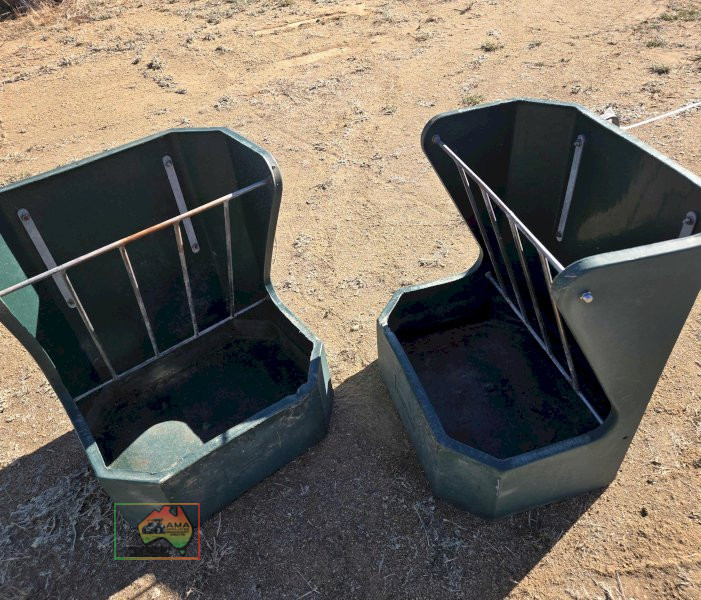 Pair of Polymaster PT-03 Hay Racks - photo 3