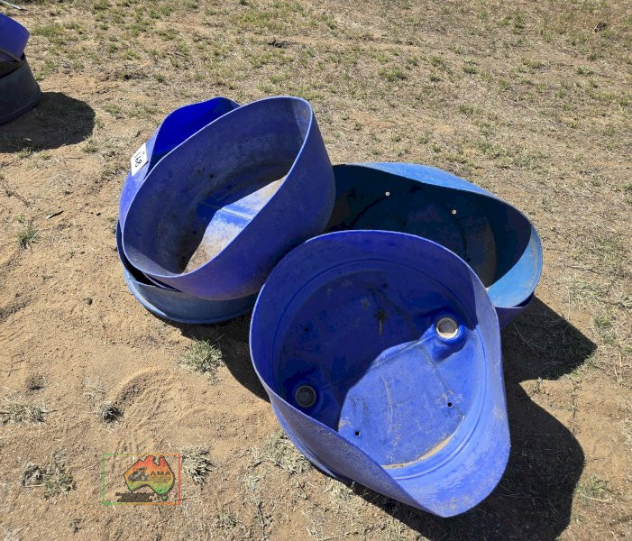 6x Plastic Feeders - photo 3