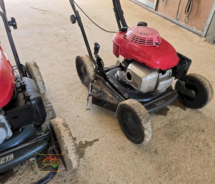 2x Victa Honda Mowers - photo 4