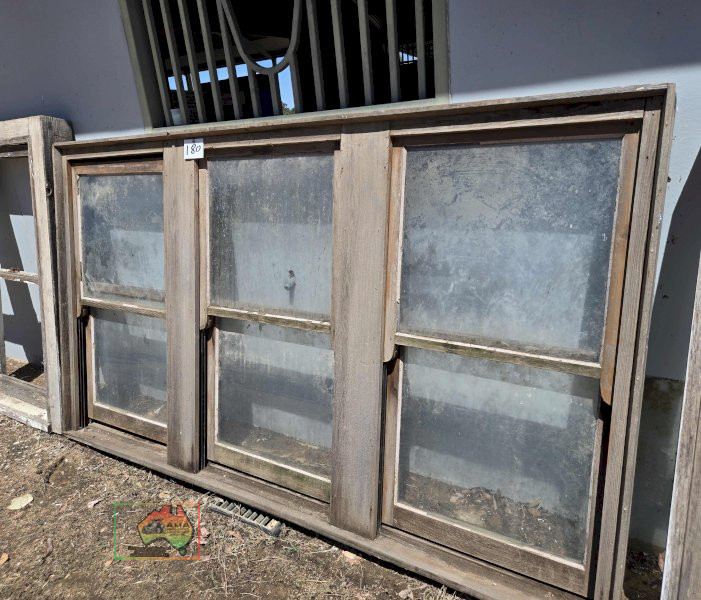 WRC Triple Sash Window