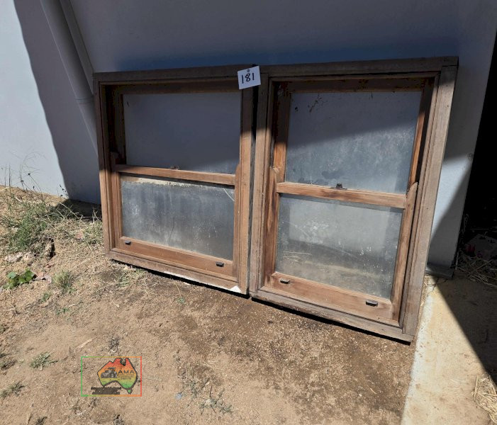 2x WRC Single Sash Windows