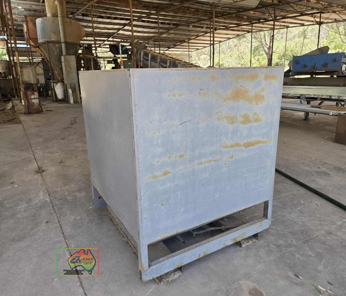 Solid 4' x 4' Grain Bin