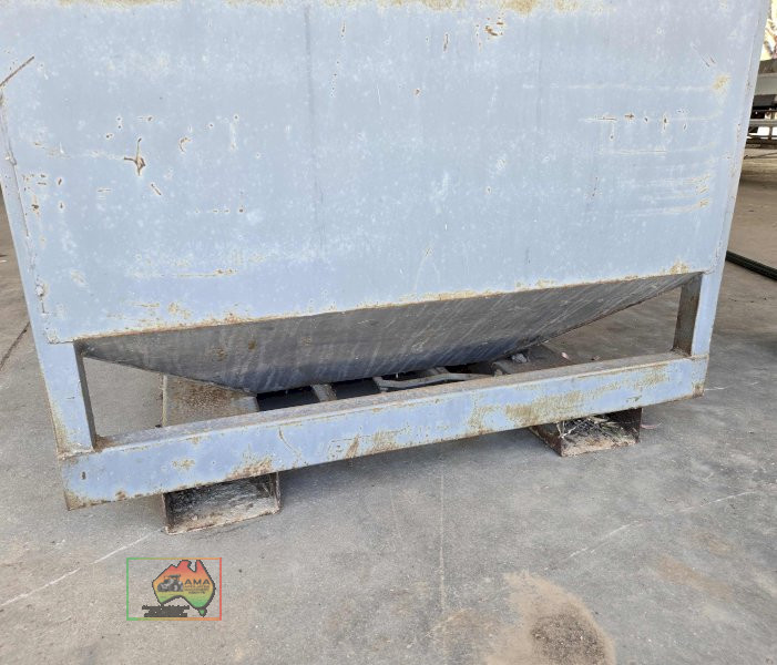 Solid 4' x 4' Grain Bin - photo 3
