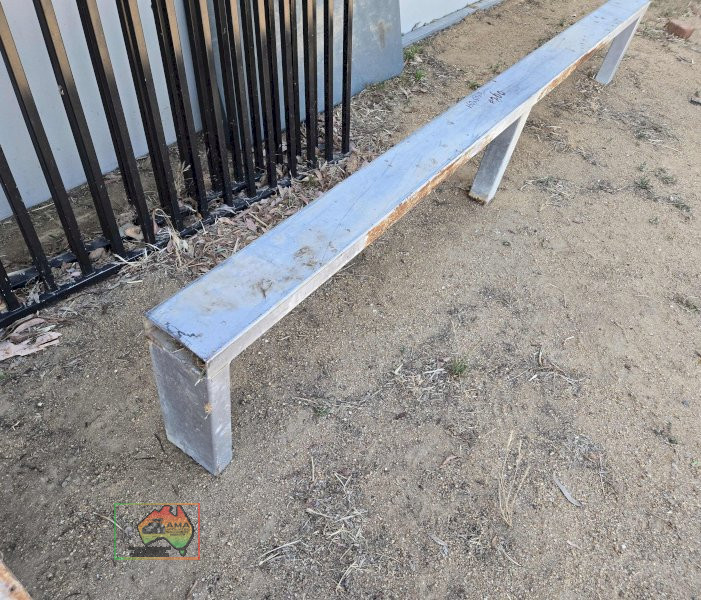 H/duty Rail 150x50 RHS x 3.0m