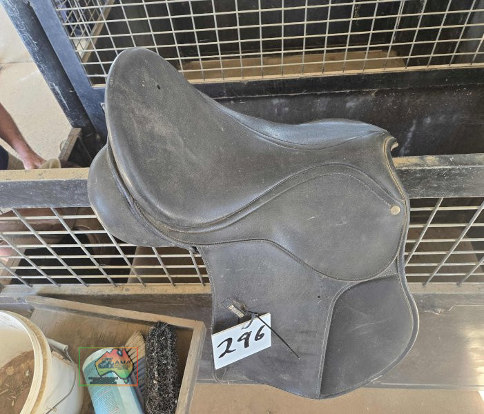 Wintec 15" Eventing Saddle - photo 4