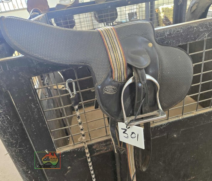 Fully Mounted Gumbrell Exercising Saddle