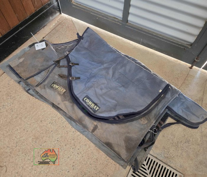 2x Combat Yearling Rugs