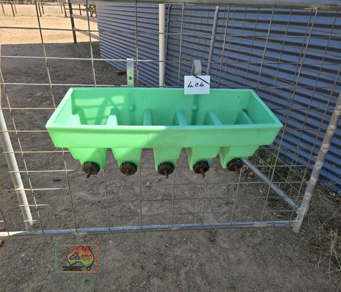 5 Teat Calf Milk Feeder