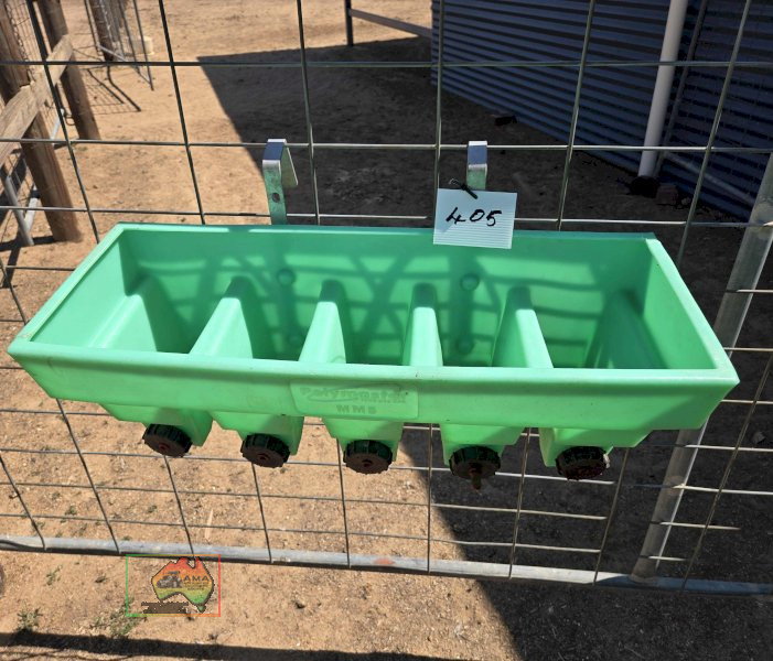 5 Teat Calf Milk Feeder