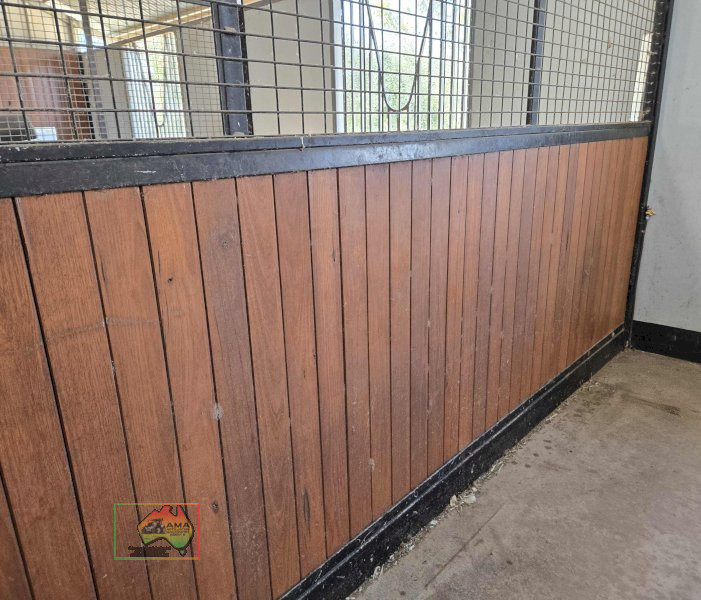 49x Stable Lining Boards