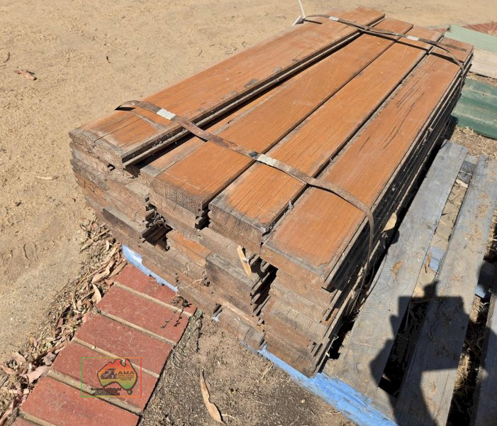 49x Stable Lining Boards - photo 2