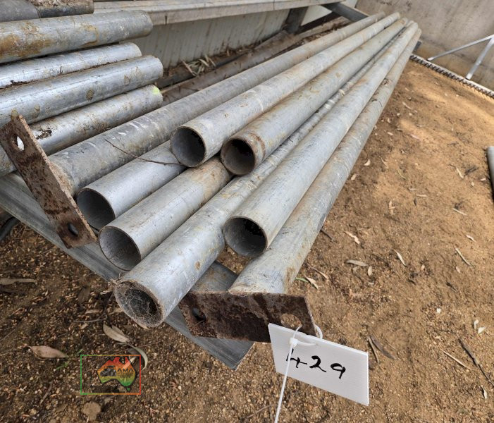 8x Various Lengths of Used 2-1/4" Galv. Pipe