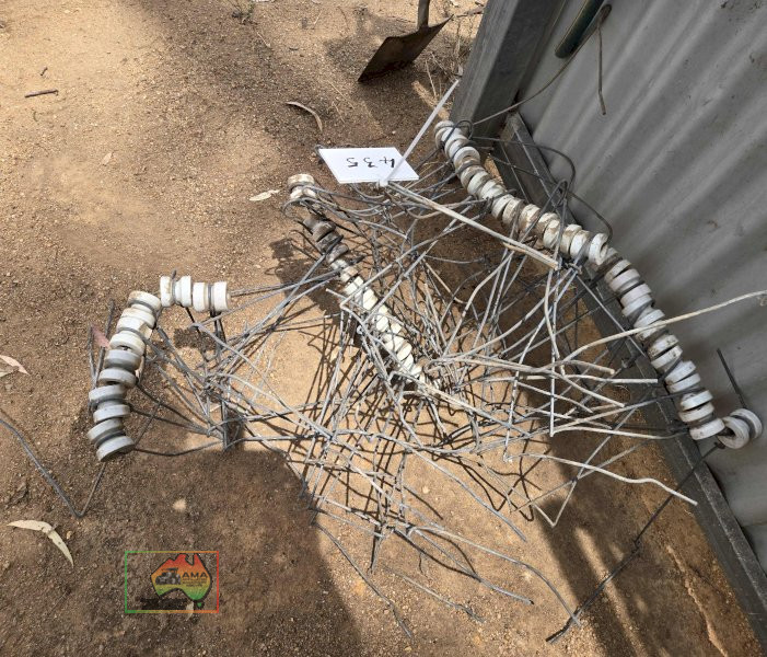 37x Elec. Fence Stand-offs with Porcelain Insulators - photo 3