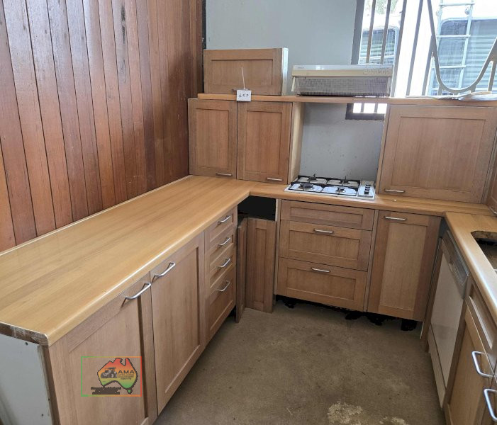 Complete Timber Kitchen (Excl. Sink) - photo 4