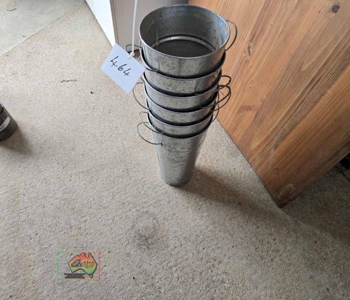 6x Galv. Flower Arrangement Buckets - photo 2