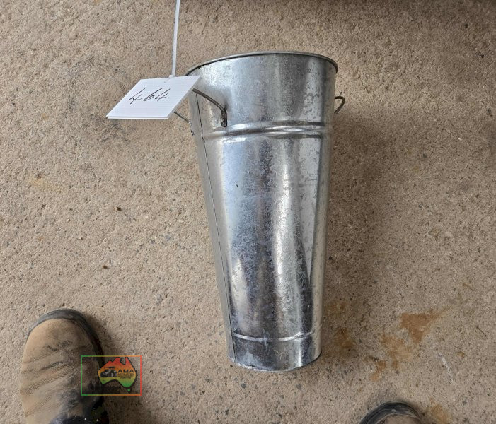 6x Galv. Flower Arrangement Buckets