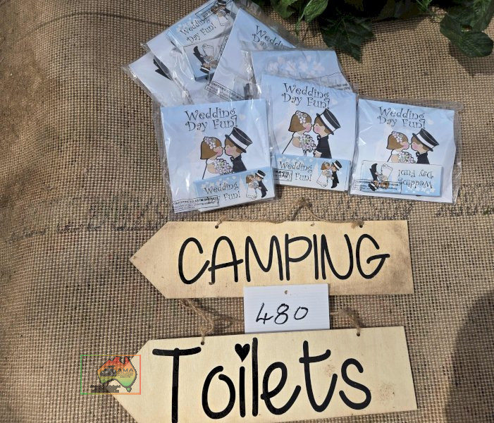 12x Wedding Day Fun Kits & 2 Signs - photo 1