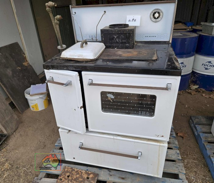IXL Avalon Wood Stove with Hot Water Jacket - photo 2