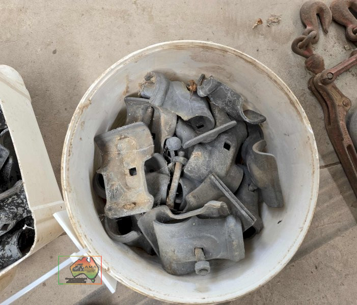 Galv. Pipe Brackets
