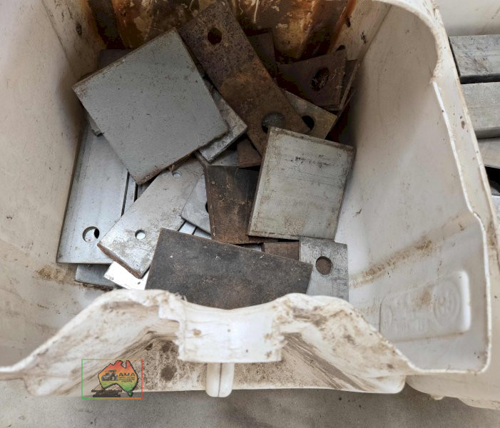 Steel Brackets & Off-cuts - photo 2