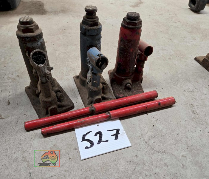 3x Automotive Jacks