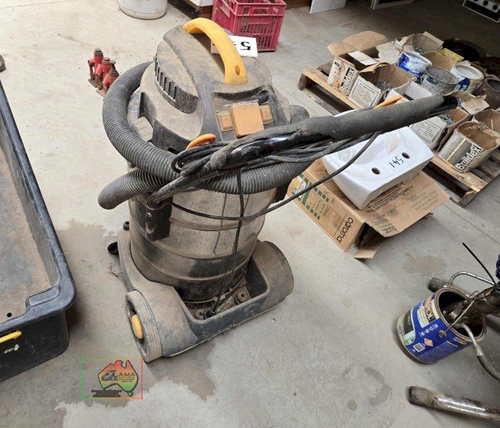 Industrial Vacuum on Trolley - photo 3