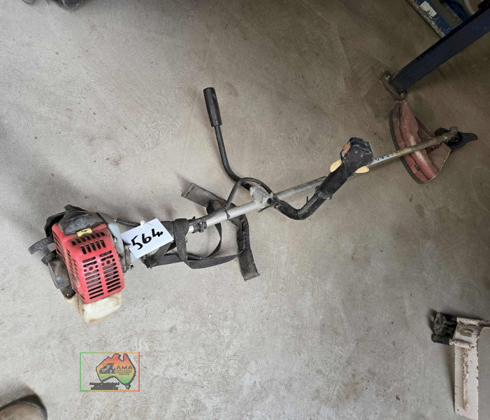 Petrol Whipper Snipper with Blade - photo 2