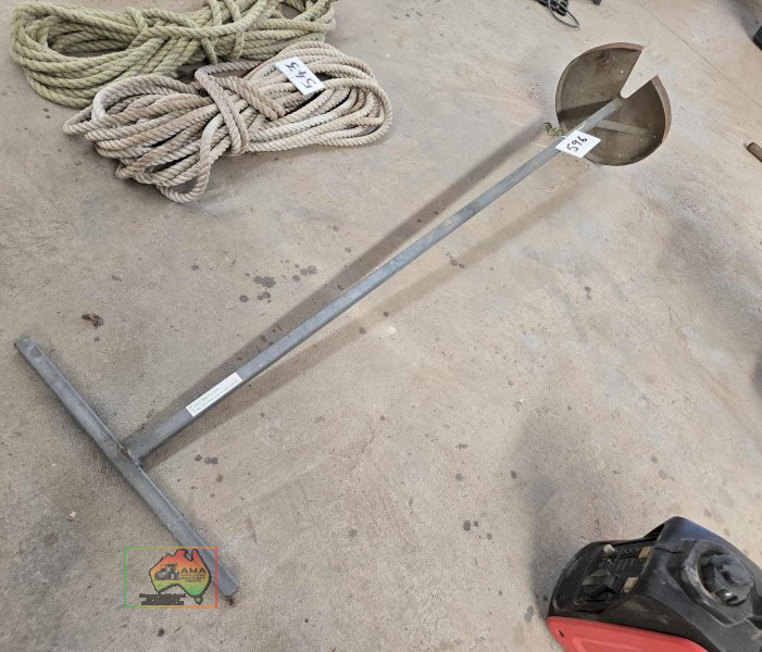 12" Hand Post Auger - photo 1