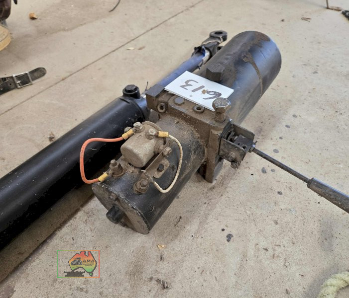 12v Electric/Hyd. Truck Tailgate Kit - photo 4
