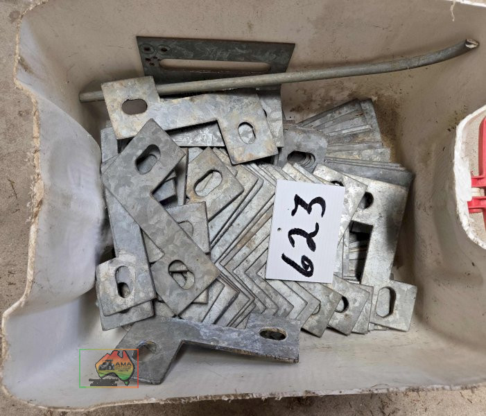 Tub of New Z-Brackets