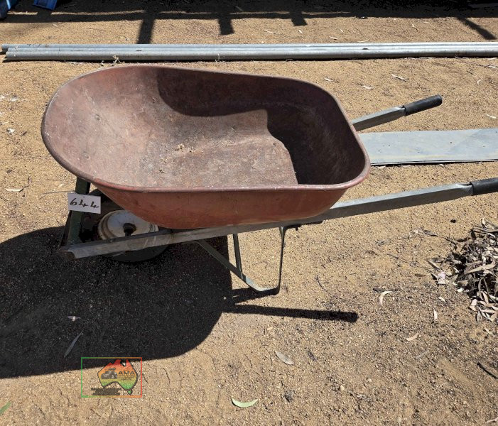 Sherlock Wheelbarrow, Good Cond. - photo 2