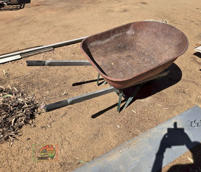 Sherlock Wheelbarrow, Good Cond.