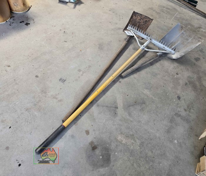 Rake & 2 Shovels