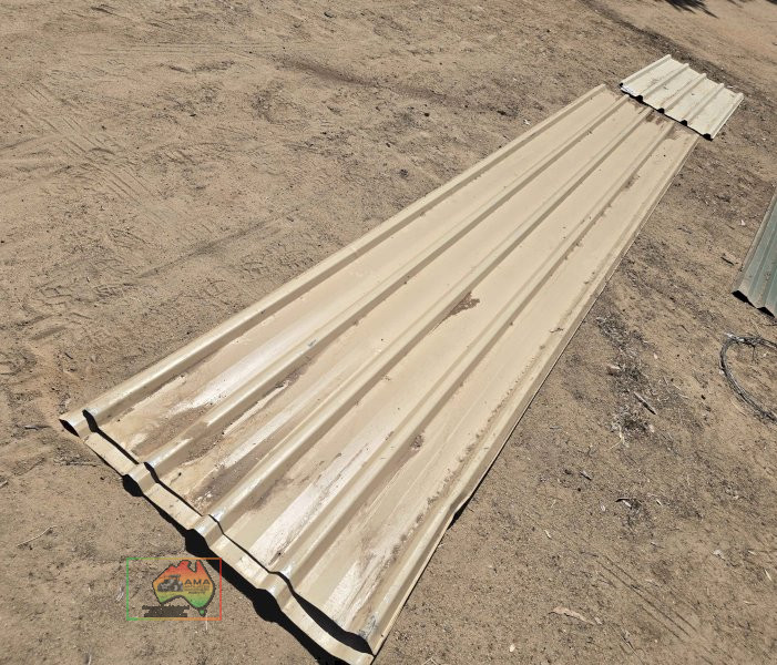 Assorted Roof Iron