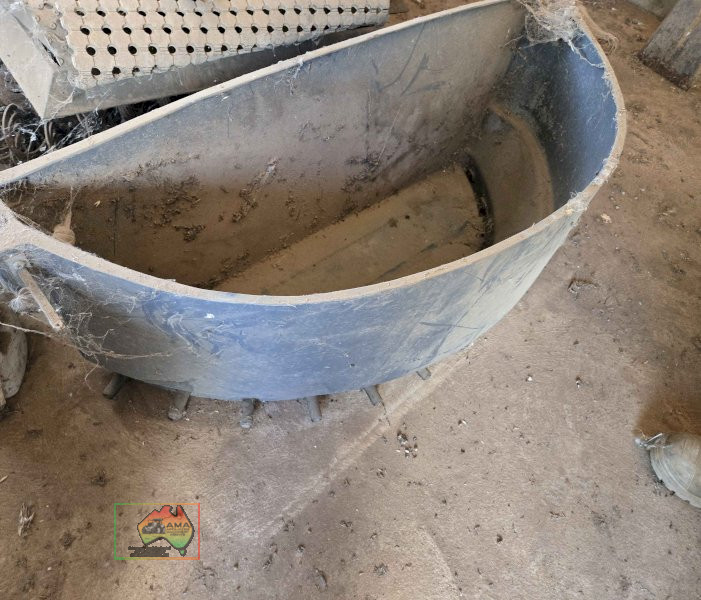Milk bar calf feeder - photo 2
