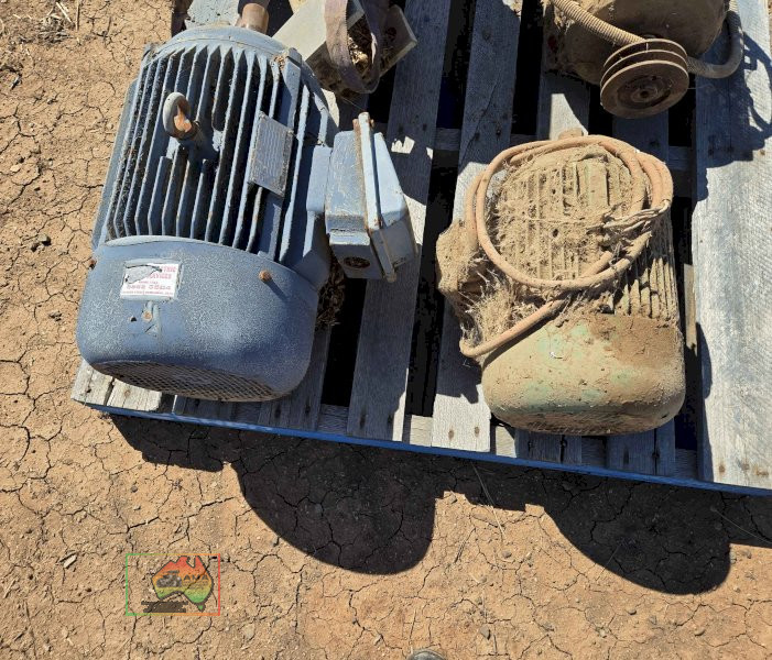 Assorted electric motors - photo 2