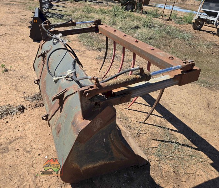 7' FEL tractor bucket with grab - photo 4