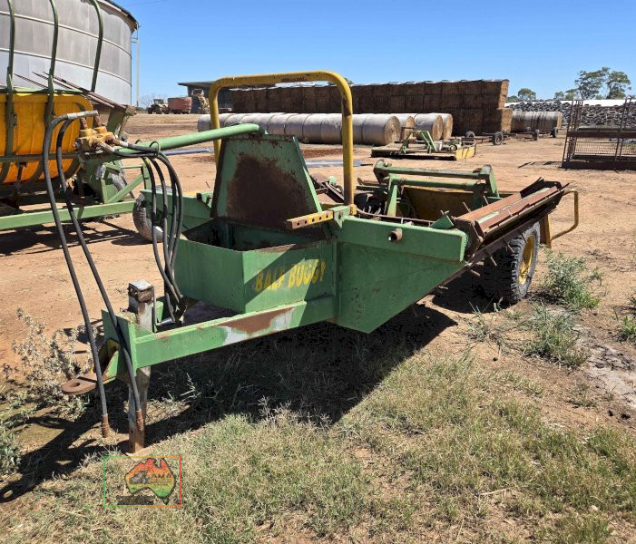 JN&R bale buggy feed out wagon - photo 2