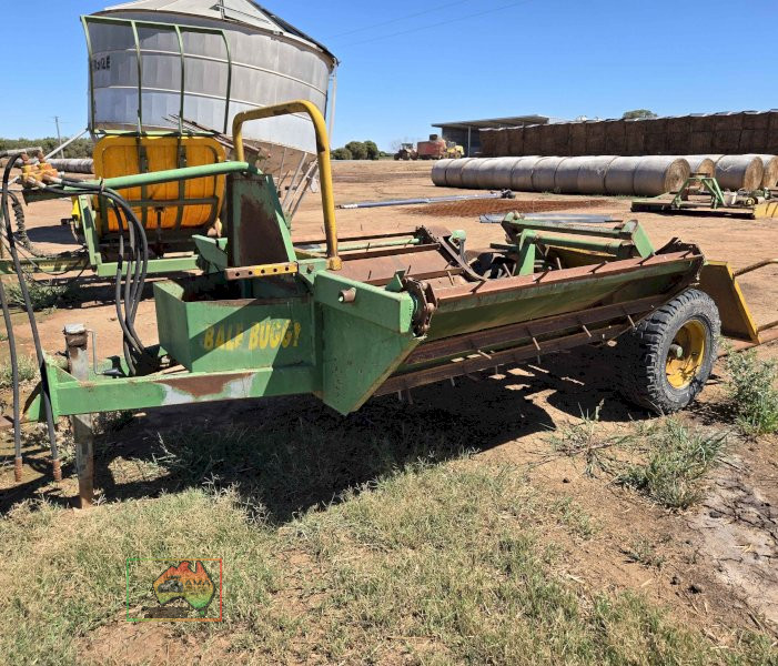 JN&R bale buggy feed out wagon